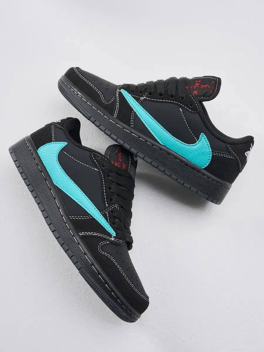 Кроссовки NIKE